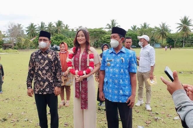 
 Lismidianto Berikan Dukungan Syafaniar Virgy di Ajang Putri Pariwisata 2022